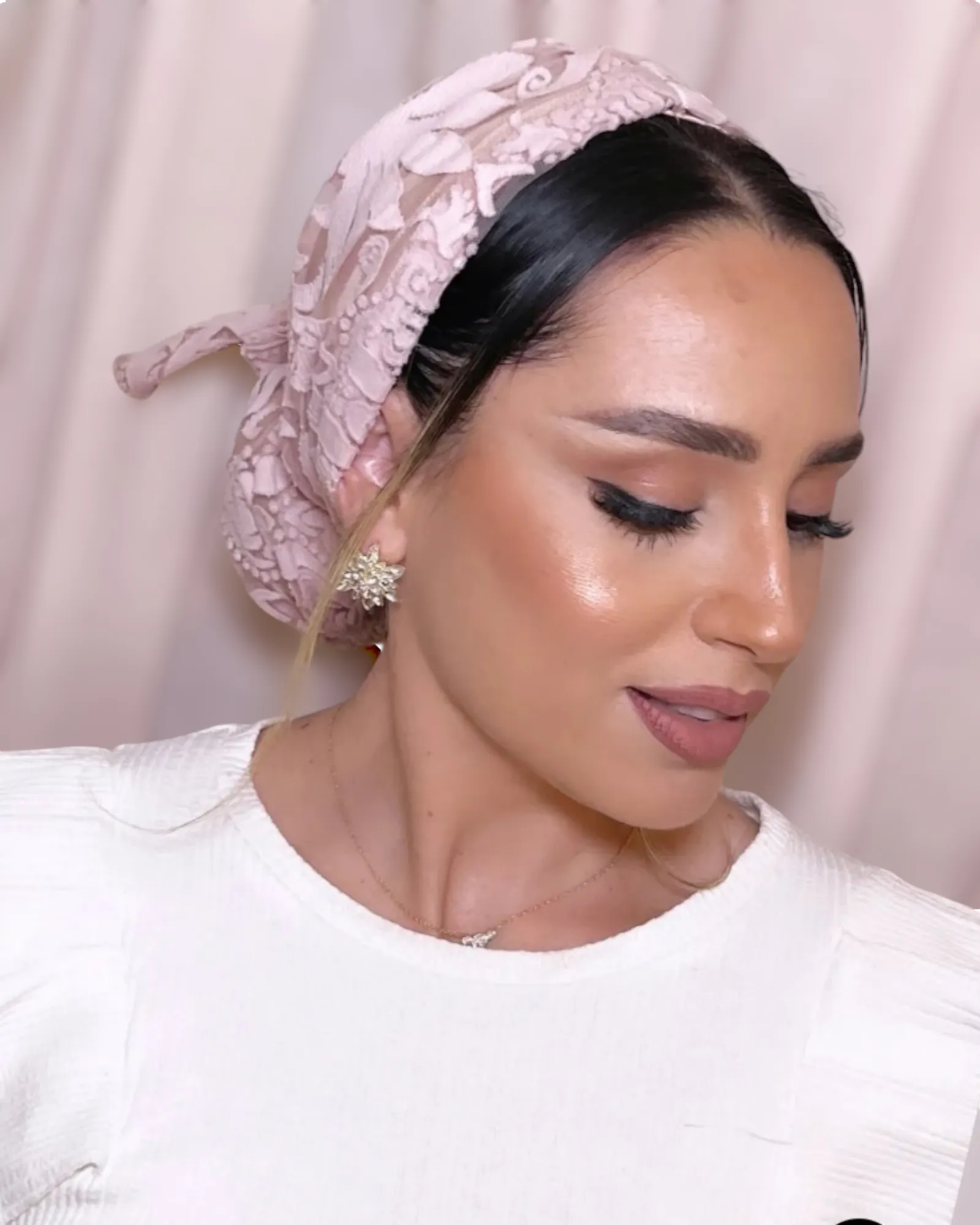 Avigail Lahiani Lace Pretied With Matching Turban