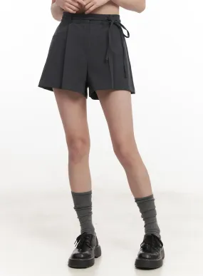 Pintuck Tailored Shorts CA502